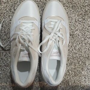Reebok Tennis Shoes